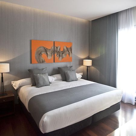 Hotel Carris Marineda A Coruna Bagian luar foto